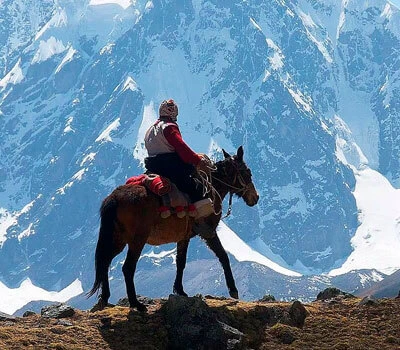 Ausangate & Rainbow Mountain Trek – 4 Days / 3 Nights